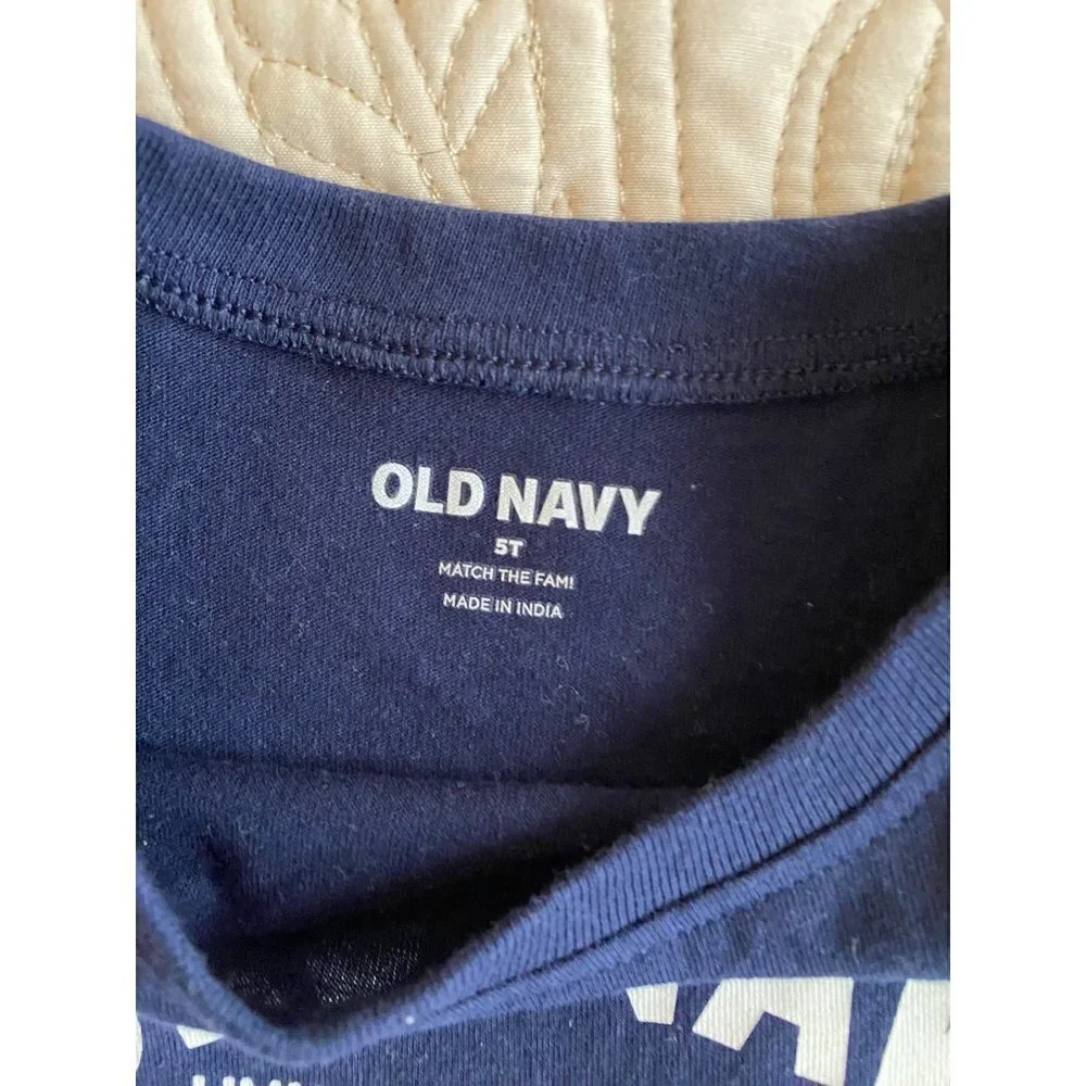 Old Navy American Flag shirt size 5T